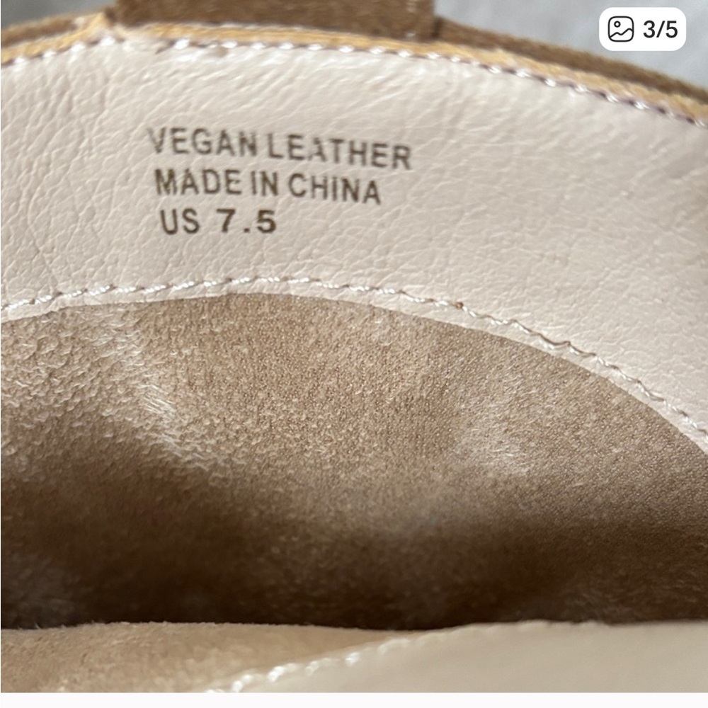Elegant Tan Suede western Heeled Boots - Picture 3 of 3